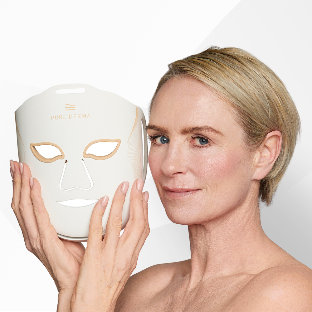 LED light therapy face mask